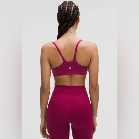 LULULEMON -Wunder Train Strappy Racer Bra *Light Support, C/D Cup
Magenta… - Picture 4 of 9
